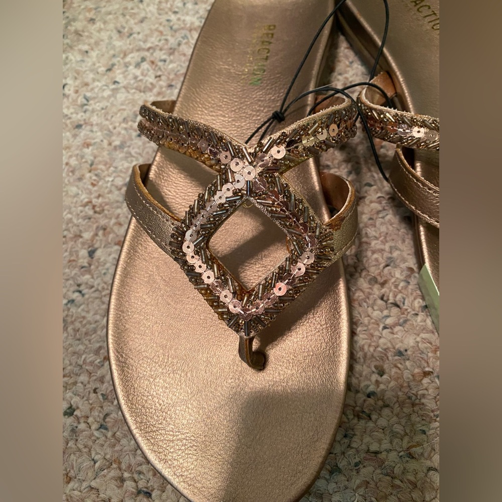 NEW! Kenneth Cole Reaction Jewel 2 Sandal Rose Gold - Picture 4 of 10